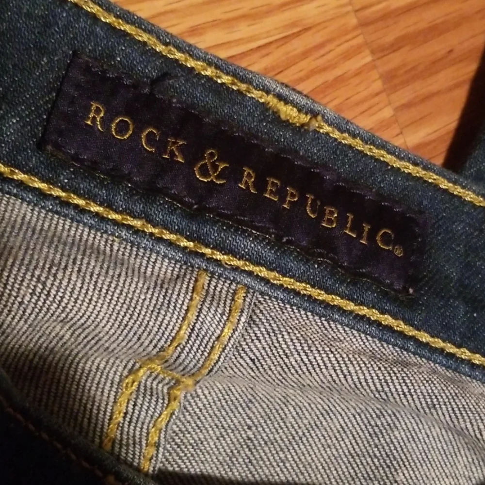Rock & republic‎ capris size 8